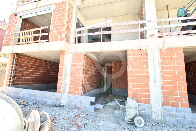 Moradia T3 para Venda em Corroios Foto 4