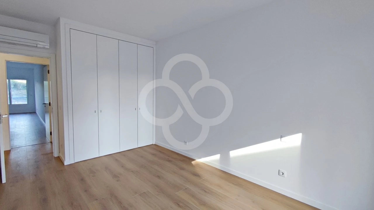 Apartamento T3 para Venda em Odivelas Foto 11