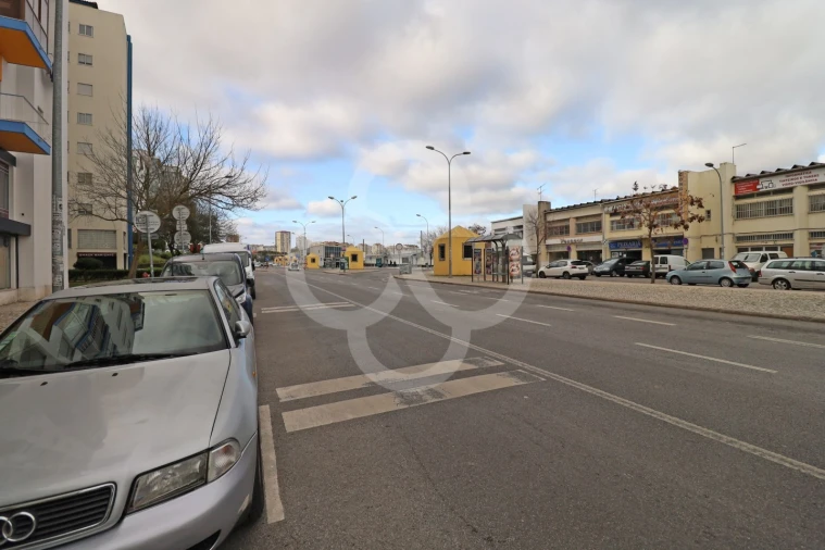 Loja para Venda em Águas Livres Foto 17