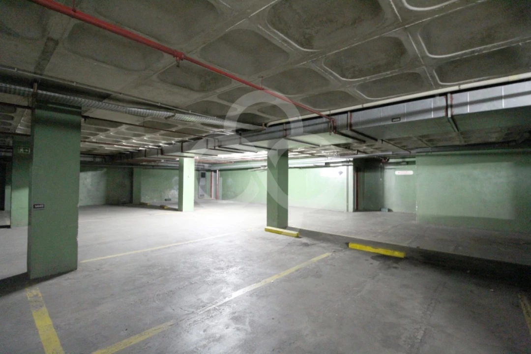 Negócio para Arrendamento em Benfica Foto 3