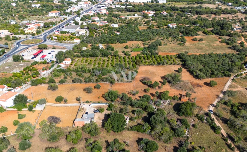 Terreno para Arrendamento em Quarteira Foto 4