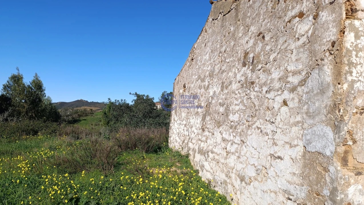 Terreno para Venda em Santana da Serra Foto 16