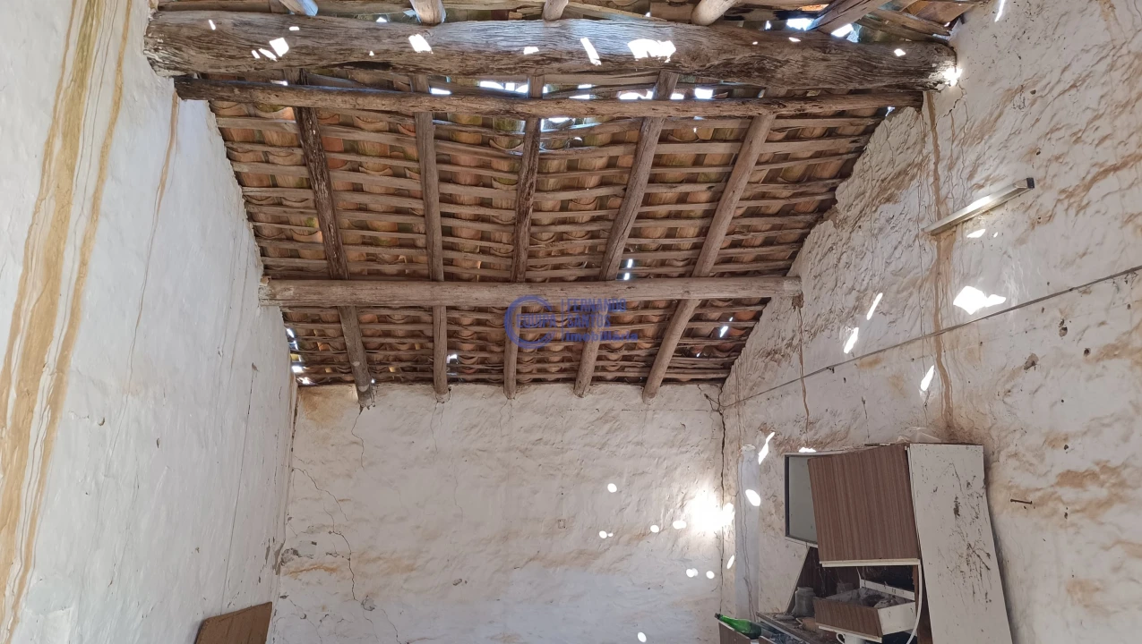 Terreno para Venda em Santana da Serra Foto 10