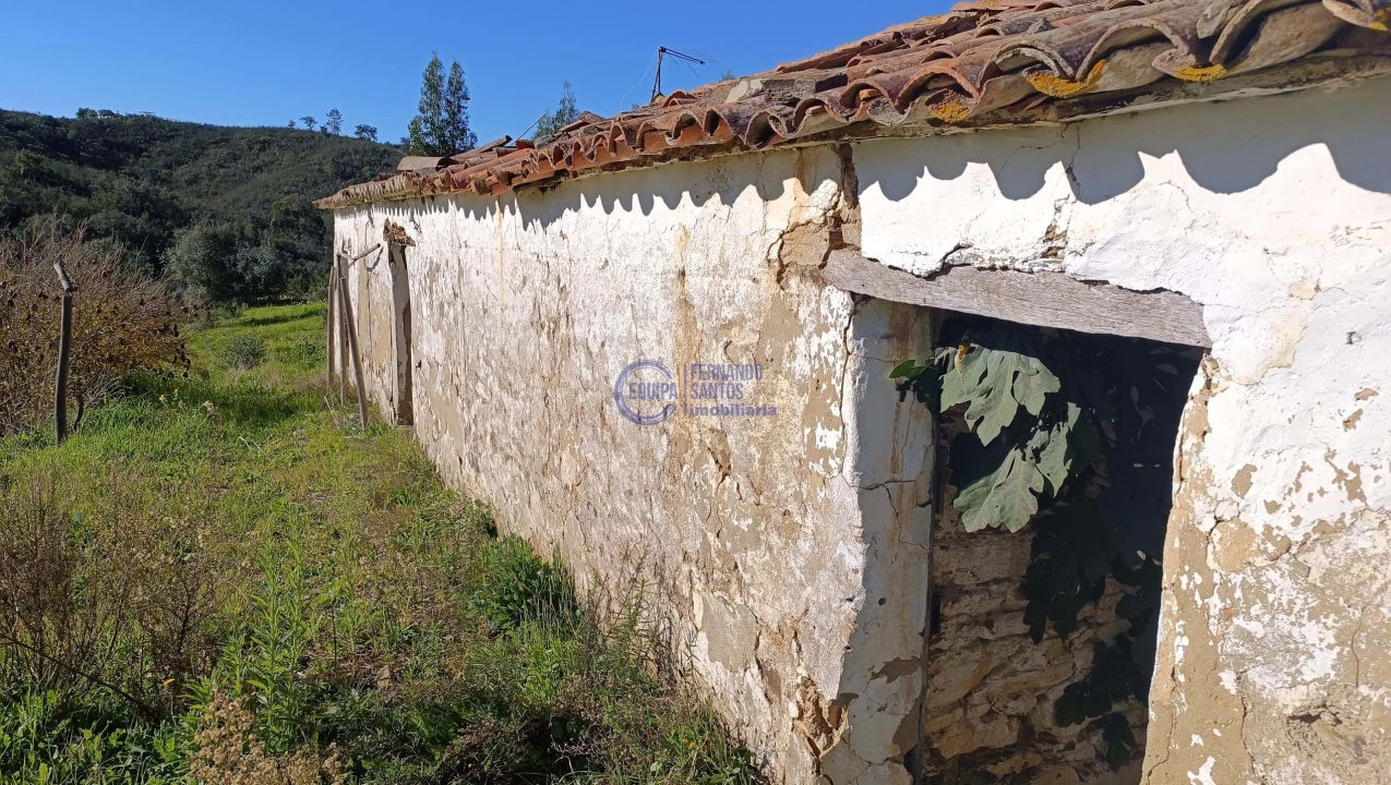 Terreno para Venda em Santana da Serra Foto 5