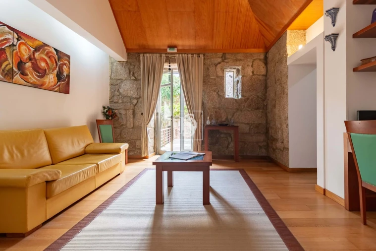 Quinta T10 para Venda em Alhões, Bustelo, Gralheira e Ramires Foto 28