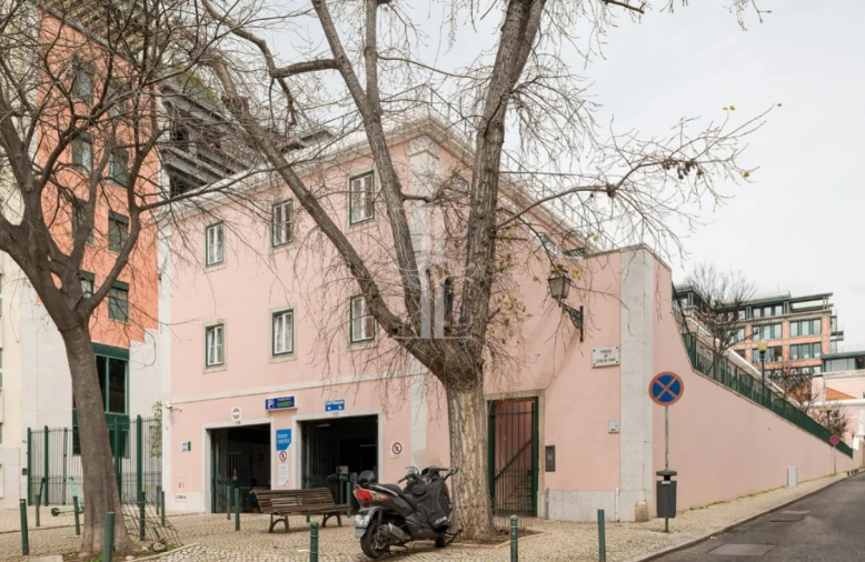 Negócio para Venda em Santo António Foto 7