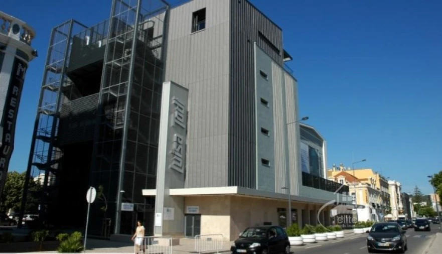 Prédio para Venda em União das Freguesias de Setúbal Foto 9
