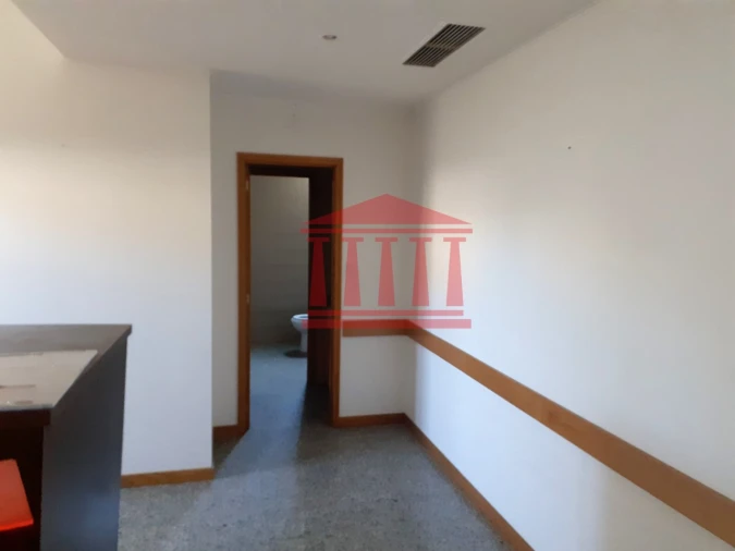 Escritório para Arrendamento em Barcelos, V.Boa, V.Frescainha Foto 5