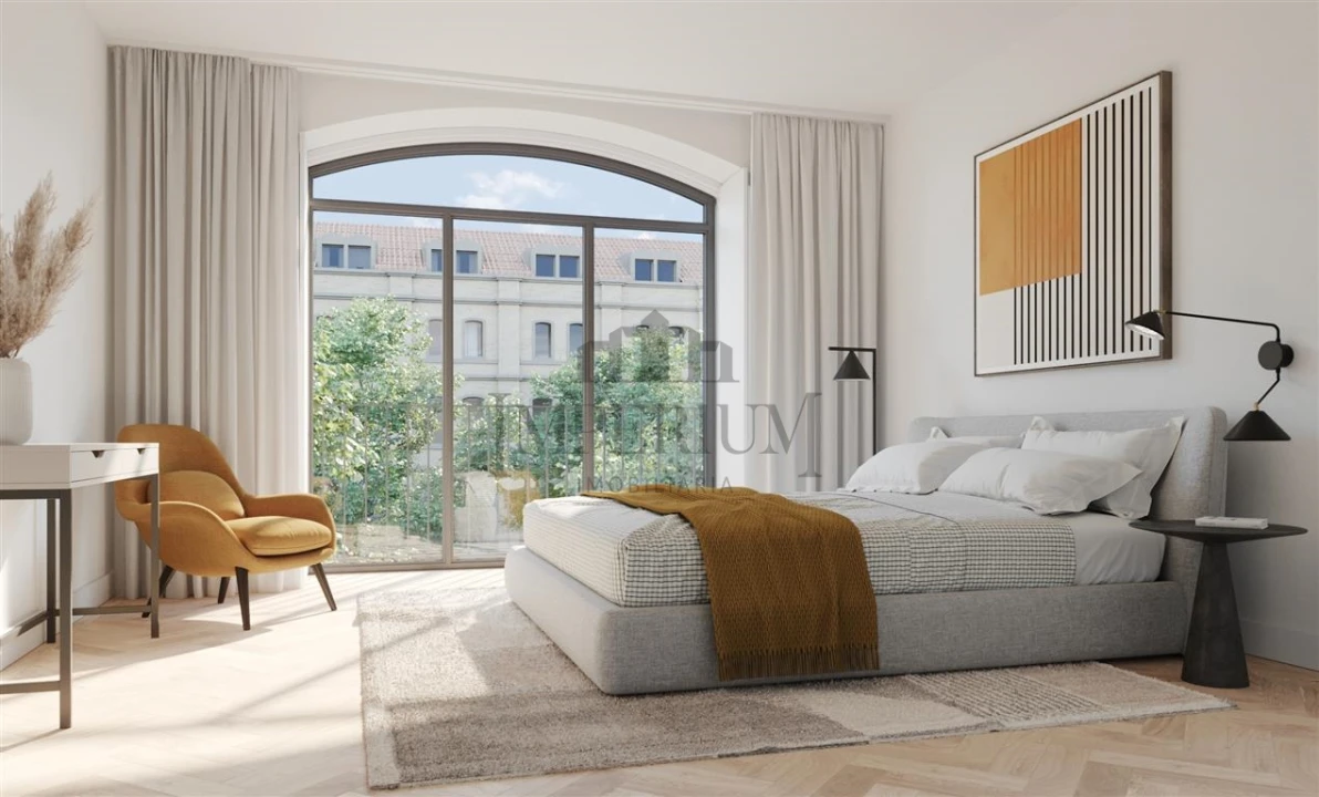 Apartamento T5 para Venda em Beato Foto 3