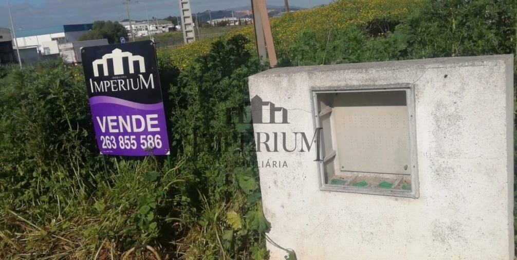 Terreno para Venda em Carregado e Cadafais Foto 8