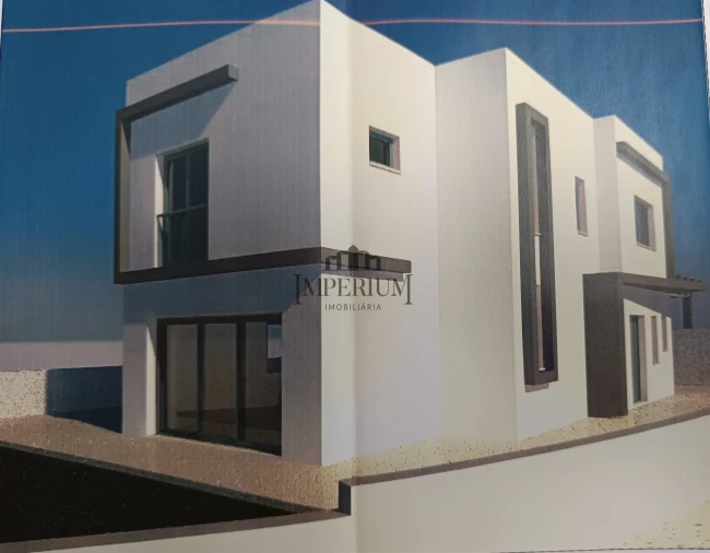 Terreno para Venda em Carregado e Cadafais