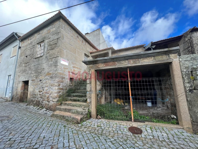 Moradia para Venda em Lameiras