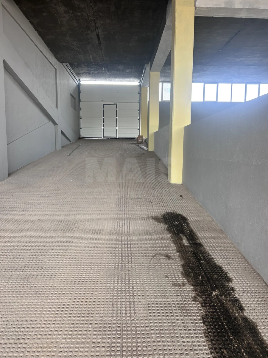 Loja para Venda em Sacavém e Prior Velho Foto 7