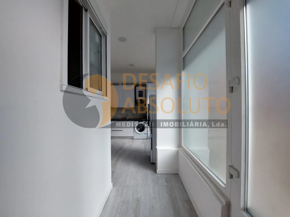 Loja para Venda em Laranjeiro e Feijó Foto 2