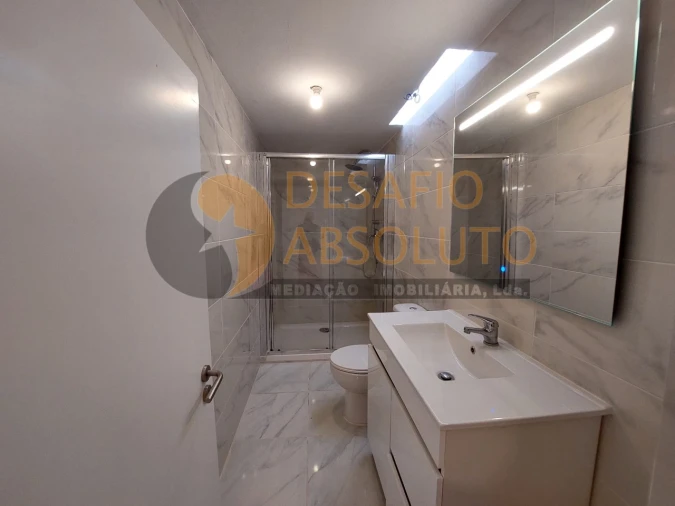 Loja para Venda em Laranjeiro e Feijó Foto 22