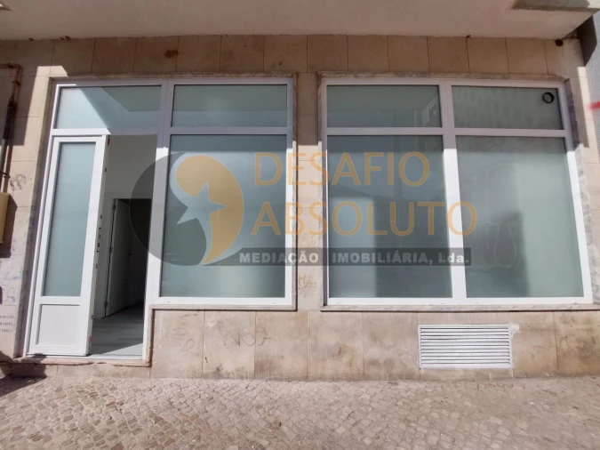 Loja para Venda em Laranjeiro e Feijó Foto 27