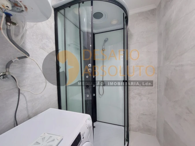 Apartamento para Venda em Corroios Foto 16