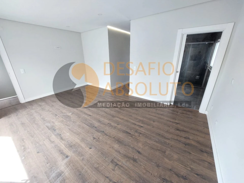 Moradia T5 para Venda em Azeitão (São Lourenço e São Simão) Foto 21