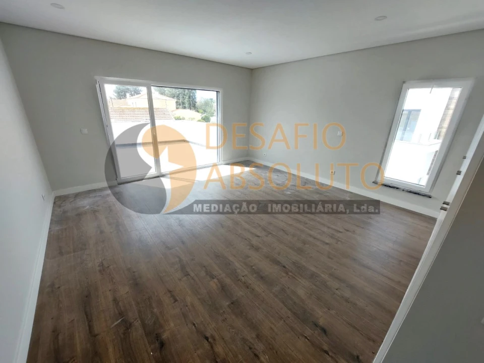 Moradia T5 para Venda em Azeitão (São Lourenço e São Simão) Foto 28