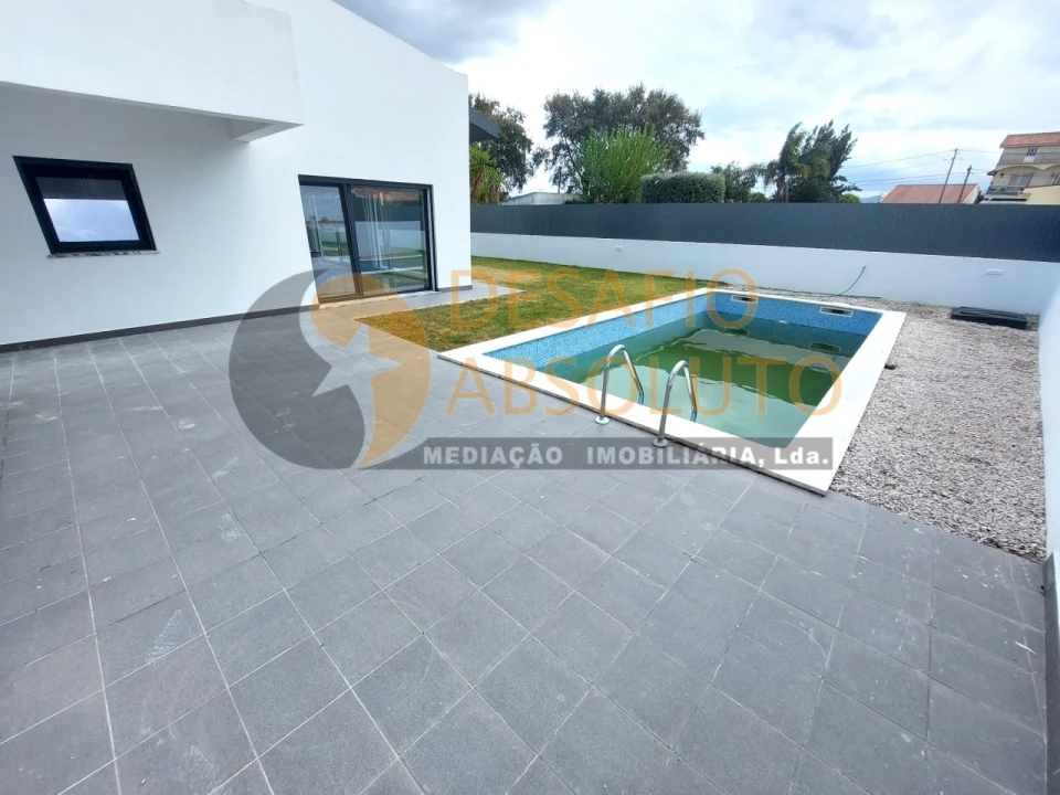 Moradia T5 para Venda em Azeitão (São Lourenço e São Simão) Foto 39