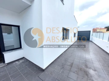 Moradia T5 para Venda em Azeitão (São Lourenço e São Simão)