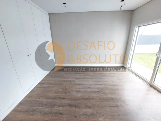 Moradia T5 para Venda em Azeitão (São Lourenço e São Simão) Foto 19
