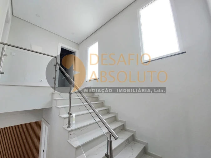 Moradia T5 para Venda em Azeitão (São Lourenço e São Simão) Foto 20