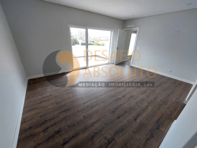 Moradia T5 para Venda em Azeitão (São Lourenço e São Simão) Foto 23