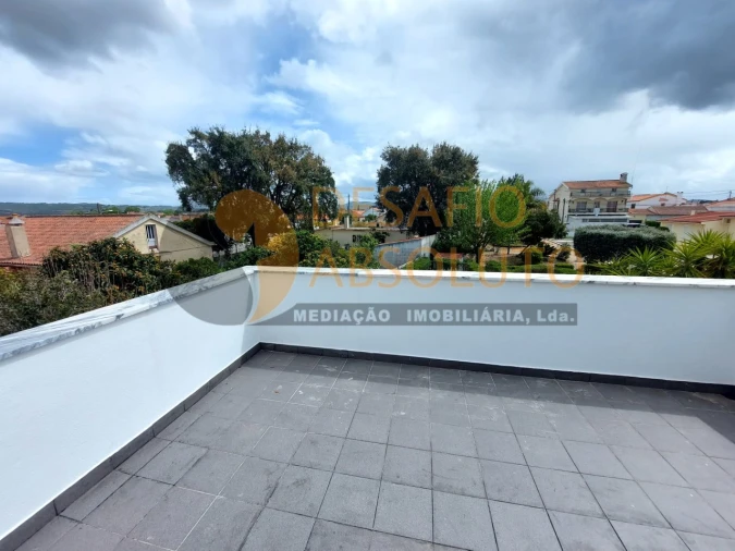 Moradia T5 para Venda em Azeitão (São Lourenço e São Simão) Foto 26