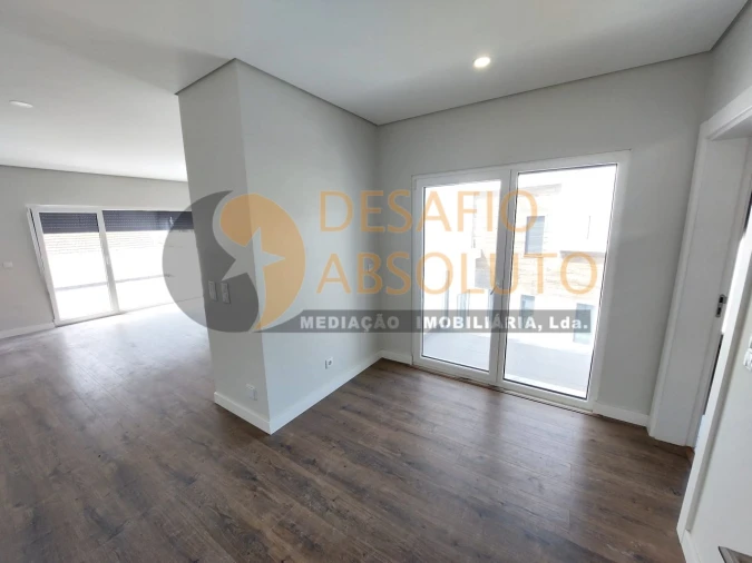 Moradia T5 para Venda em Azeitão (São Lourenço e São Simão) Foto 30