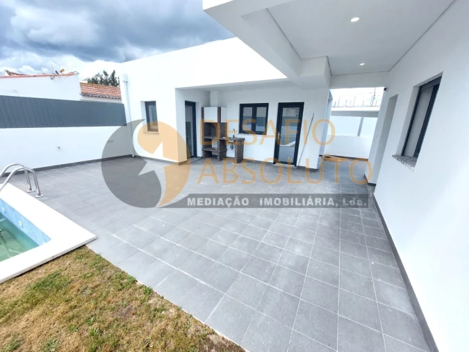 Moradia T5 para Venda em Azeitão (São Lourenço e São Simão) Foto 34