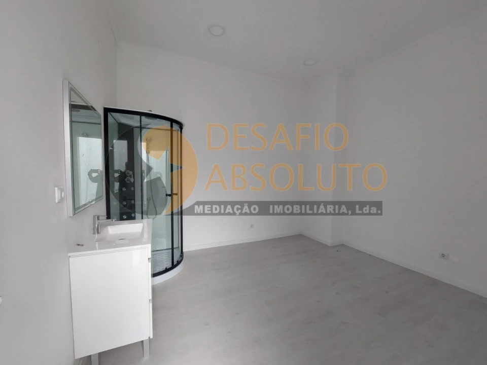 Loja para Venda em Alto do Seixalinho, Santo André e Verderena Foto 14