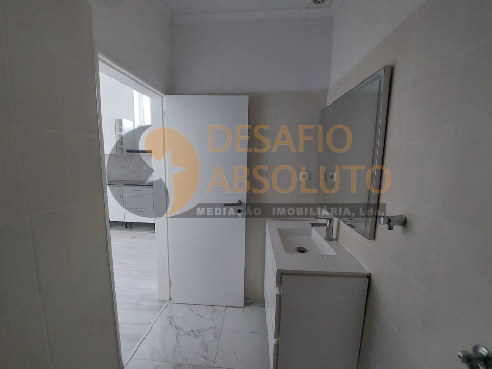 Loja para Venda em Alto do Seixalinho, Santo André e Verderena Foto 22