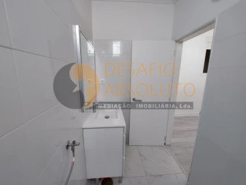 Loja para Venda em Alto do Seixalinho, Santo André e Verderena