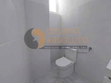 Loja para Venda em Alto do Seixalinho, Santo André e Verderena