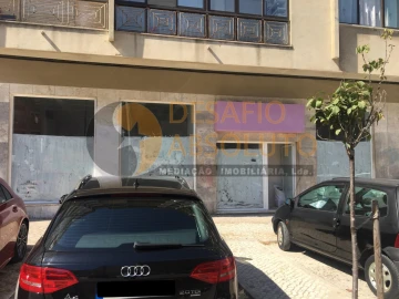 Loja para Venda em Alto do Seixalinho, Santo André e Verderena