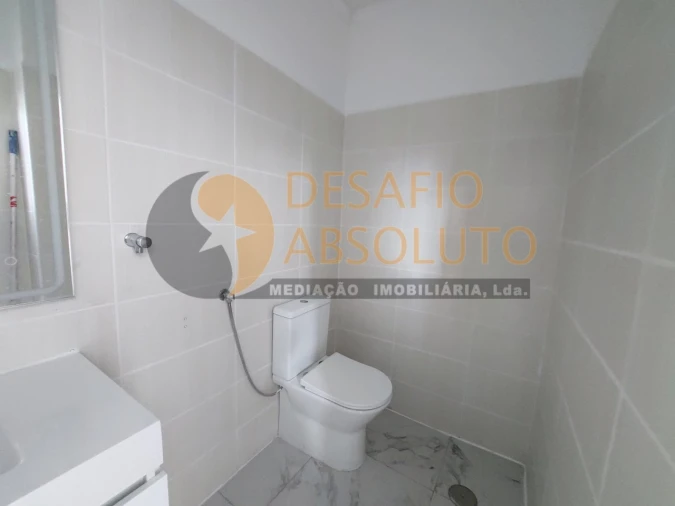 Loja para Venda em Alto do Seixalinho, Santo André e Verderena Foto 23