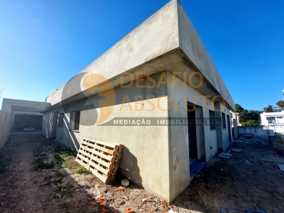 Moradia T5 para Venda em Azeitão (São Lourenço e São Simão) Foto 13