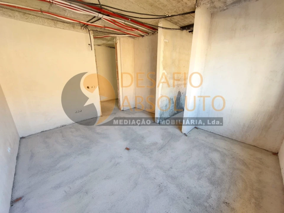 Moradia T5 para Venda em Azeitão (São Lourenço e São Simão) Foto 33