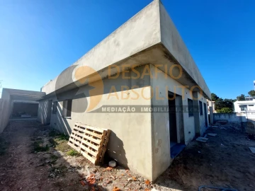 Moradia T5 para Venda em Azeitão (São Lourenço e São Simão)