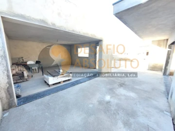 Moradia T5 para Venda em Azeitão (São Lourenço e São Simão)