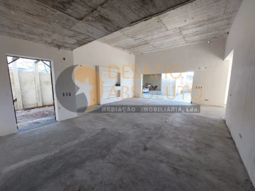 Moradia T5 para Venda em Azeitão (São Lourenço e São Simão)