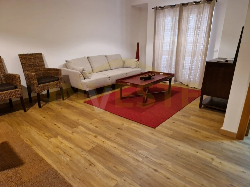Apartamento T2 para Venda em Quarteira Foto 6