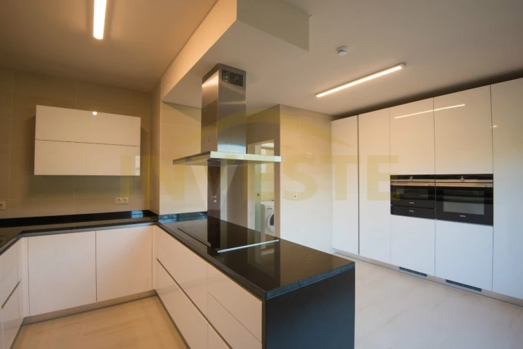 Apartamento T3 para Venda em Santa Maria e São Miguel, São Martinho, São Pedro Penaferrim Foto 7