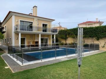 Moradia T5 para Venda em Cascais e Estoril