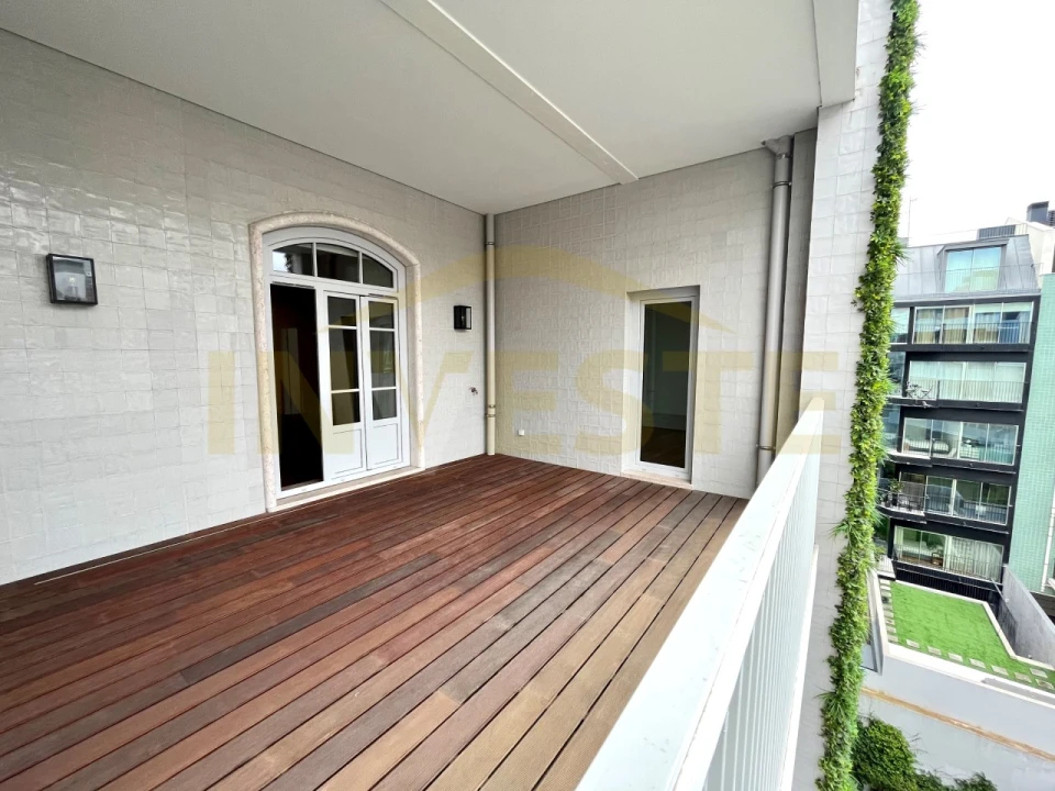 Apartamento T2 para Venda em Santo António Foto 3