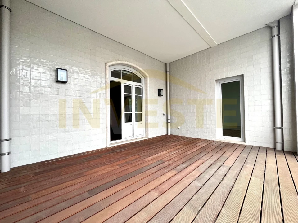 Apartamento T2 para Venda em Santo António Foto 19