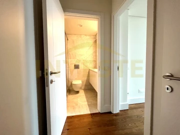 Apartamento T2 para Venda em Santo António