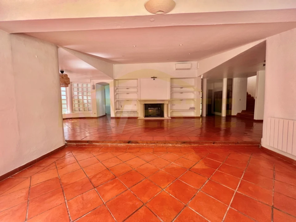 Moradia T4 para Arrendamento em Cascais e Estoril Foto 3