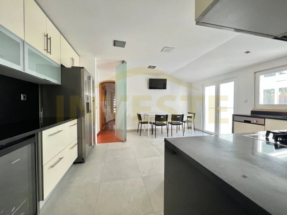 Moradia T4 para Arrendamento em Cascais e Estoril Foto 5